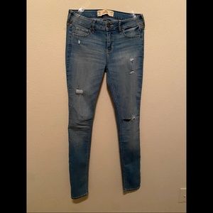 Hollister mid-rise supper skinny jeans